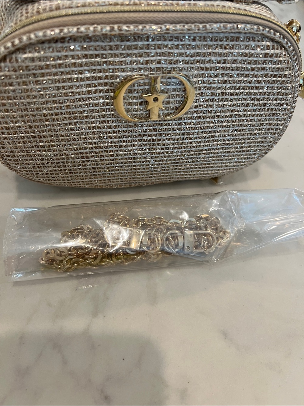 Dior Metallic Gold Glitter Cosmetic Pouch with Star Emblem GWP - Picture 4 of 4